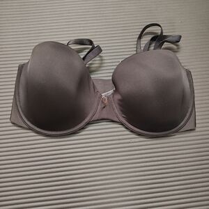 NWOT Victoria Secret Illusions Lightly Lined Strapless